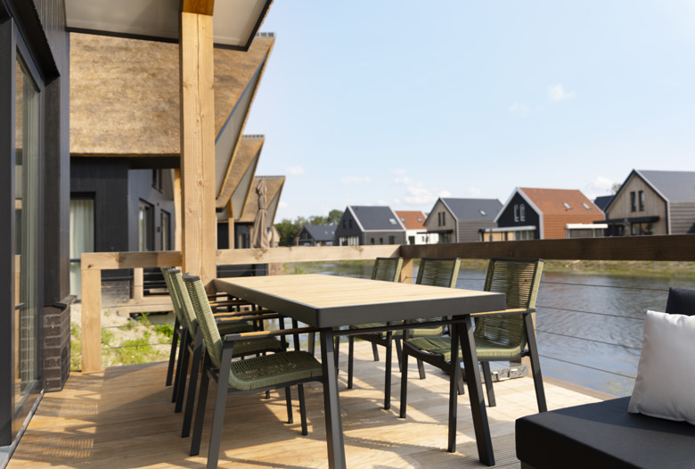 Dormio_Resort_Nieuwvliet-Bad_Duiker_Grutto_Water_Terrace_003.jpg