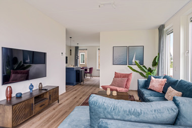 Dormio_Water_Resort_Medemblik_Koggehuys_Living_Room_001.jpg