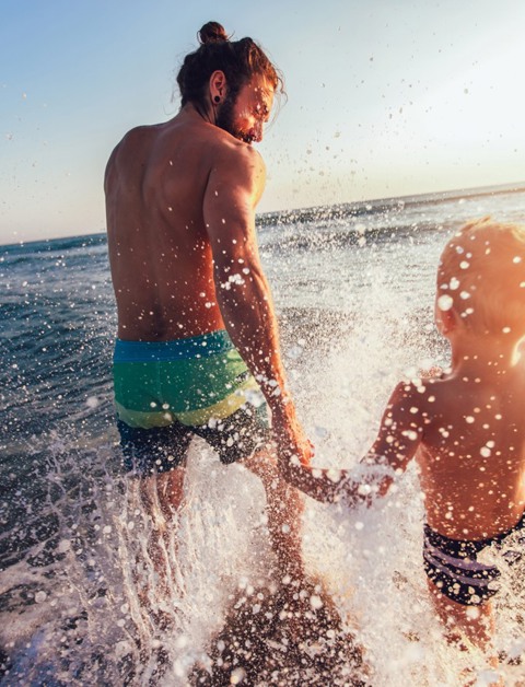 Des vacances intenses en famille
sur la côte zélandaise