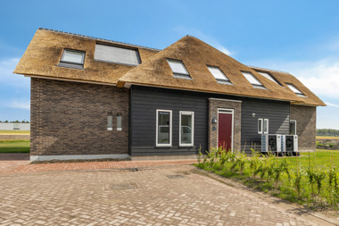 Dormio_Water_Resort_Medemblik_Kleine_Vliet_Exterior_001.jpg