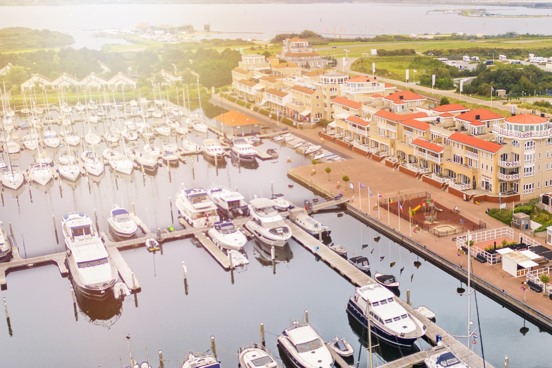 Verblijf in een appartement aan de haven van Ouddorp