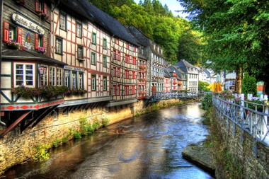 Dormio_Resort_Eifeler_Tor_Surroundings_Monschau_003.jpg