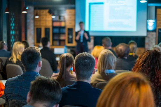 Salle Tor : salle de conférence jusqu’à 200 personnes
