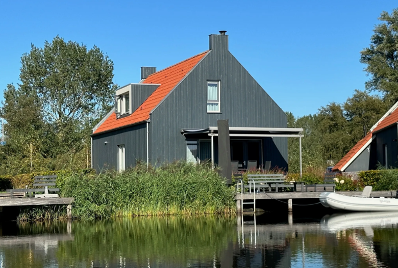 Dormio_Waterpark_Langelille_Watervilla_Brasem_Exterior_002.png