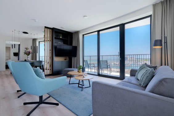 Discover the apartments right by the sea