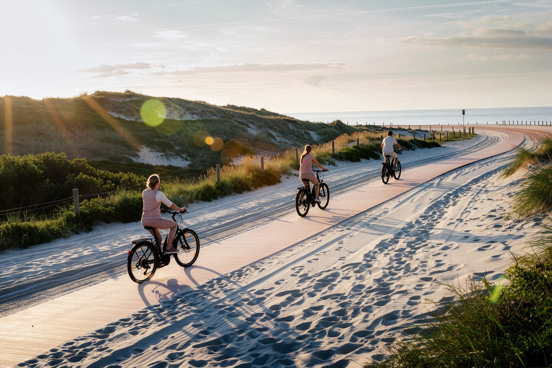 De omgeving ontdekken op de fiets tijdens je korte verblijf aan zee