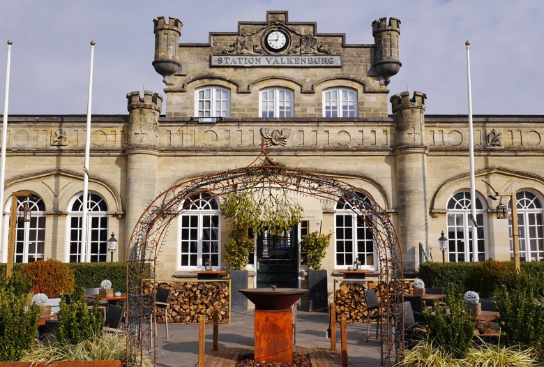 Dormio_Wijnhotel_Valkenburg_Surroundings_Train_Station_001.jpg