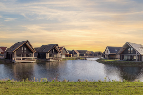 Descubre Dormio Resort Nieuwvliet-Bad