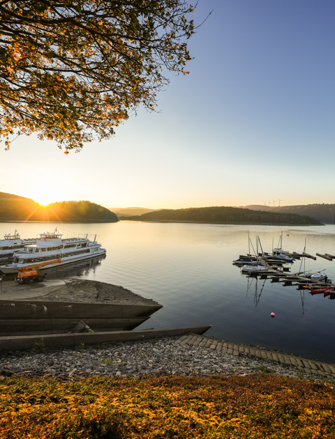 Profitez d'une nuit relaxante au bord du lac Rursee