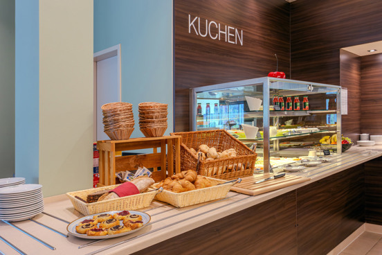 Gevarieerd ontbijtbuffet