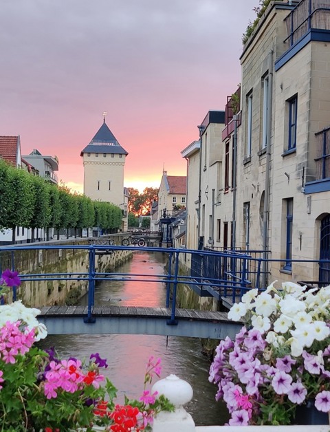 Explore the historic town centre 
of Valkenburg aan de Geul