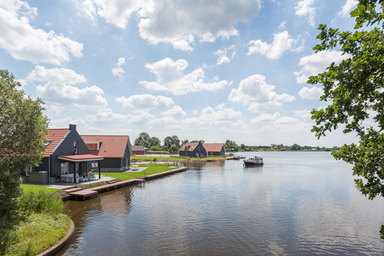 Vakantiewoning in Weststellingwerf aan het water