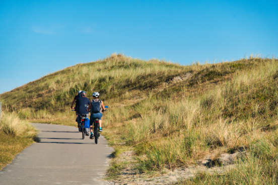 Mensen aan het fietsen in de prachtige fietsbestemming Pas-de-Calais