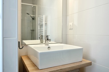Dormio_Resort_Berck-Sur-Mer_Beach_House_Rhone_Bathroom_001.jpg