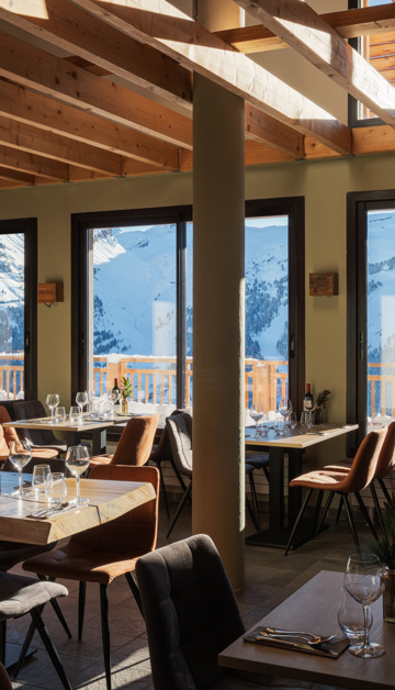 Enjoy the extensive facilities
at our attractive resort in the French Alps