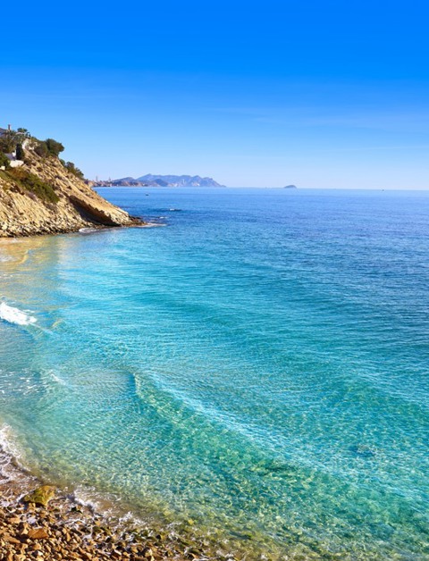 Beleef een onvergetelijke vakantie
in El Campello direct aan het zandstrand