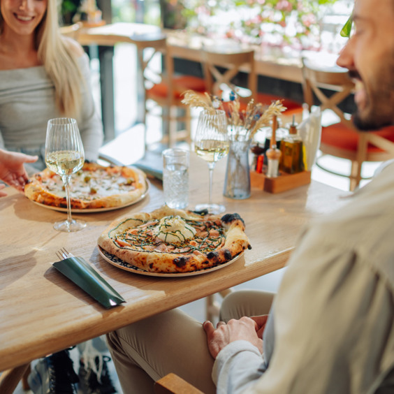 Etentje in de omgeving tijdens Valentijnsdag