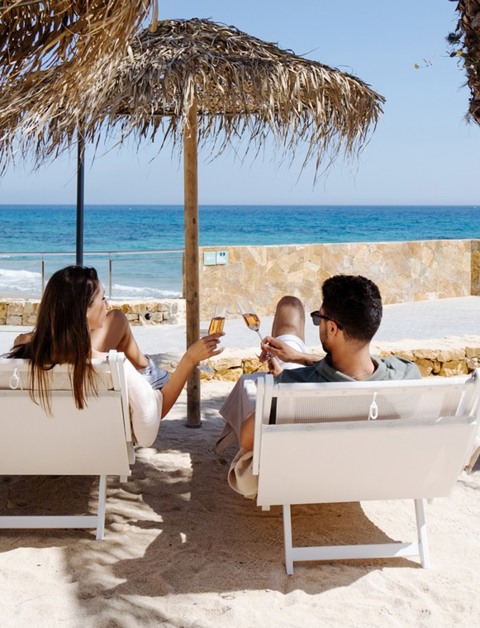 Luxury holiday destinations
in prime tourist locations