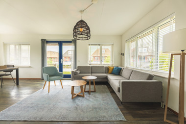Summio_Waterpark_De_Bloemert_Bungalow_4B3_Woonkamer_008.jpg