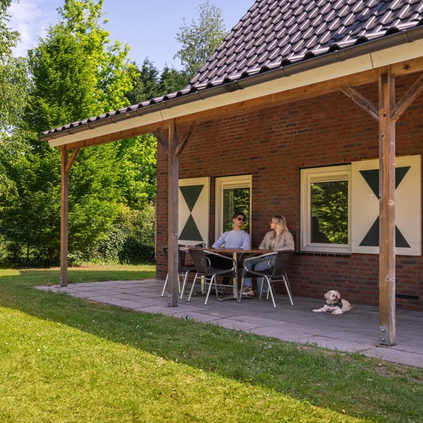 Vrijstaande bungalows met hond