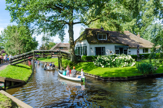 Prachtige plaats Giethoorn dichtbij vakantiepark in Weststellingwerf