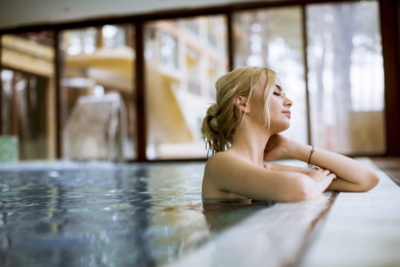 Zwembad en wellness bij Dormio Resort De Hondsrug