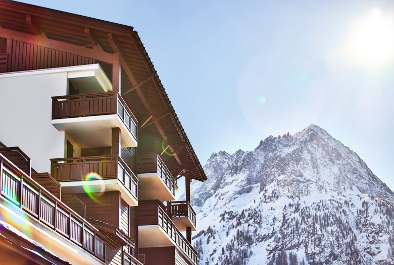 Dormio_Resort_Les_Portes_Du_Mont_Blanc_Vallorcine_Resort_Exterior_Winter_036.jpg