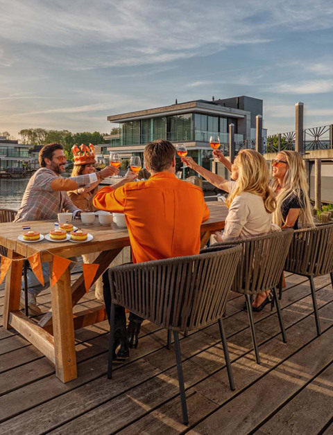 Vier Koningsdag bij Dormio Resorts & Hotels