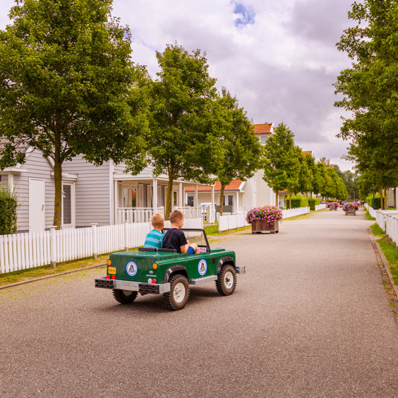 Entdecken Sie die Mini-Jeeps für Kinder