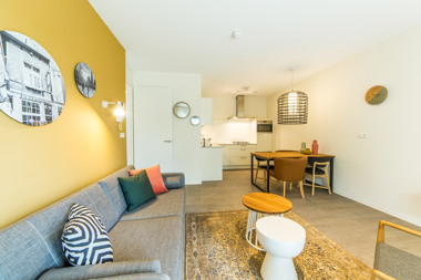 Dormio_Resort_Maastricht_Zilversmid_Apartment_Comfort_Living_Room_Dining_Area_005.jpg