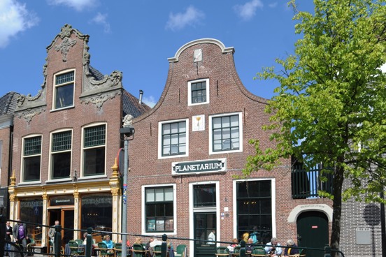 Wat zijn de UNESCO-werelderfgoederen in de omgeving van Langelille?