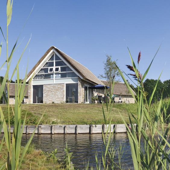Verblijf in een comfortabele vakantievilla in Tynaarlo