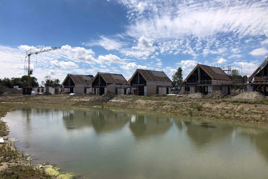 7. Realisatie van het resort*