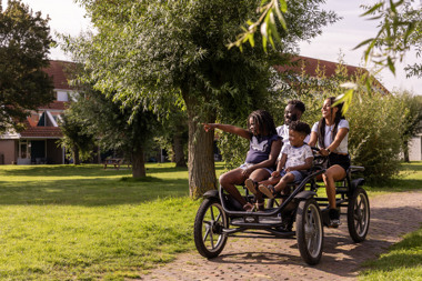 Summio_Parc_Aquadelta_Verhuur_Familiefiets_002.jpg