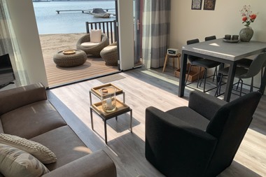 Dormio_Waterpark_Langelille_Strandlodge_Duin_Woonkamer_004.jpg