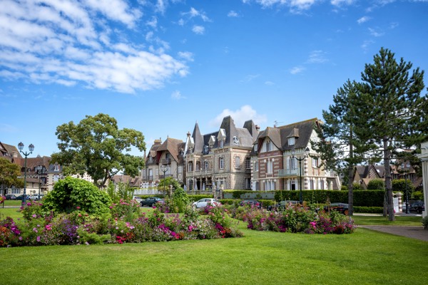 Explore Le Touquet-Paris-Plage