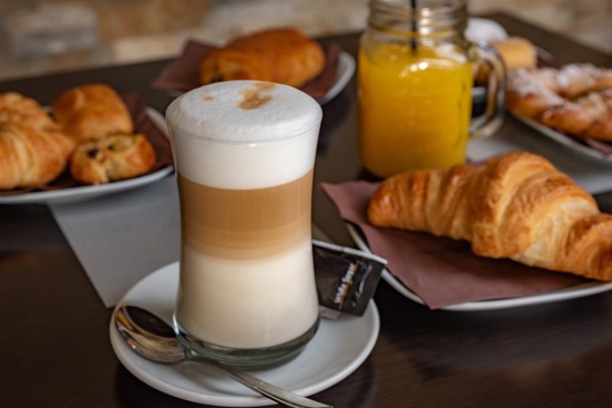 Tip 4. Doe een drankje op het Onze-Lieve-Vrouweplein
