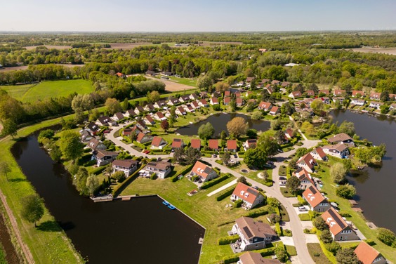 Over Summio Vakantiepark Emslandermeer