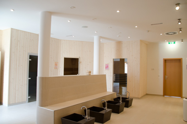 Entspannen Sie sich im Wellnessbereich