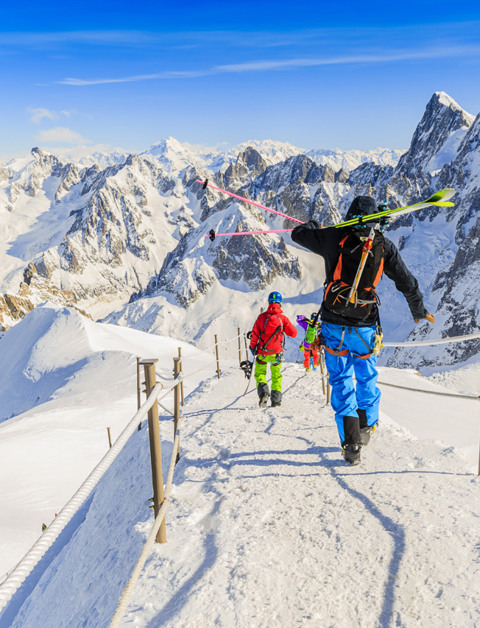 Passez des vacances de sports d’hiver inoubliables
dans la magnifique région des Alpes