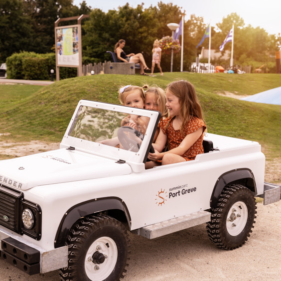 Unterwegs mit den Mini-Jeeps