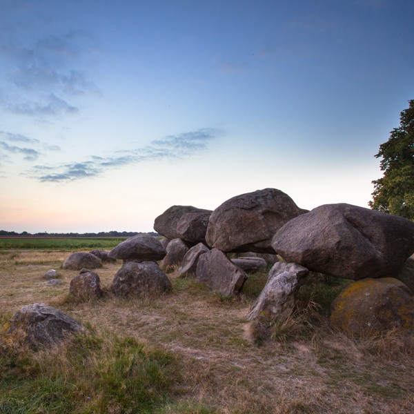 Hunebedden in de omgeving van Summio Landgoed Het Grote Zand
