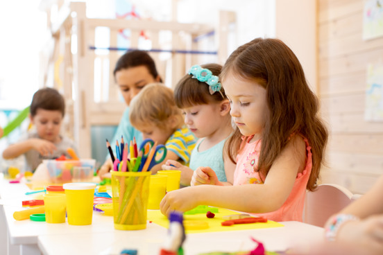 Kinderanimatie in de zomer