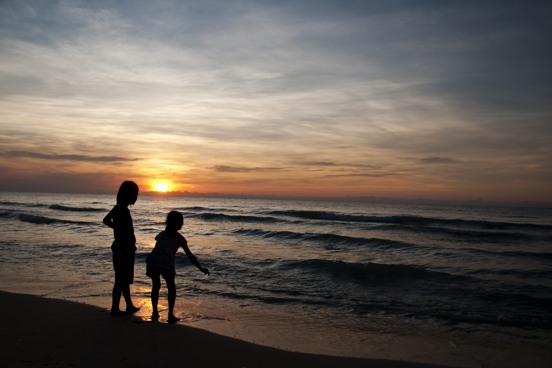 Vivez une journée à la plage en famille