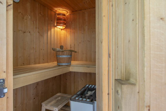 Vrijstaande vakantiebungalow met privé sauna op Summio Zeeland Village