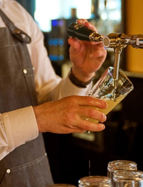 Geniet van de sfeervolle horecagelegenheden
in en rondom ons hotel