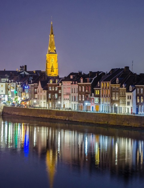Geniet van een luxe hotelovernachting
in het bruisende Maastricht