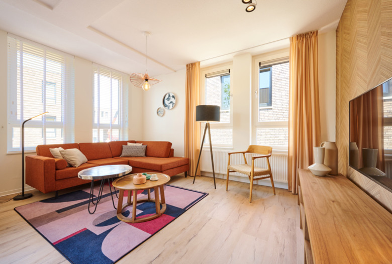 Dormio_Resort_Maastricht_Castellum_Apartment_Prestige_3_Rooms_Living_Room_002_preview_maxWidth_800_maxHeight_533_ppi_72_embedMetadata_true_quality_100.jpg