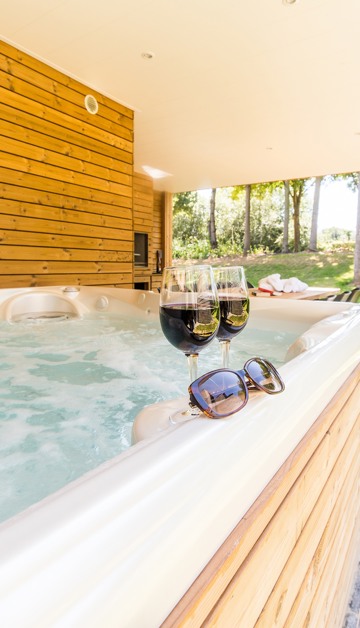 Fully unwind in your luxury holiday home 
with private wellness facilities