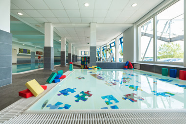 Summio_Eifelpark_Kronenburger_See_Faciliteiten_Zwembad_003.jpg
